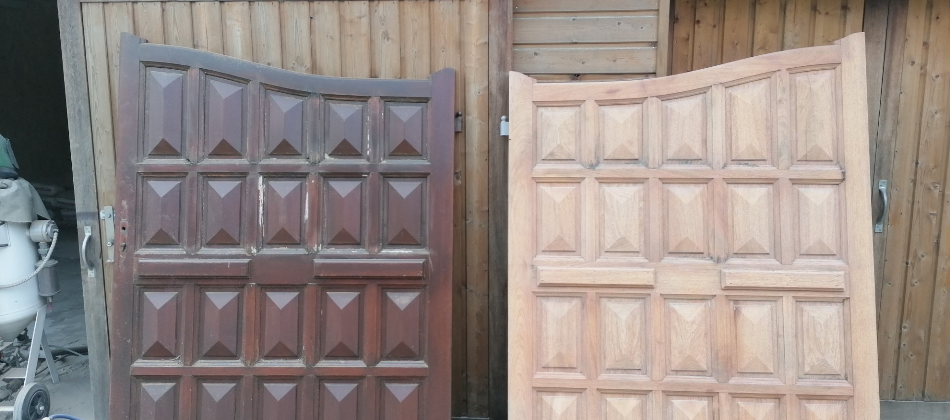 portail en bois exotique